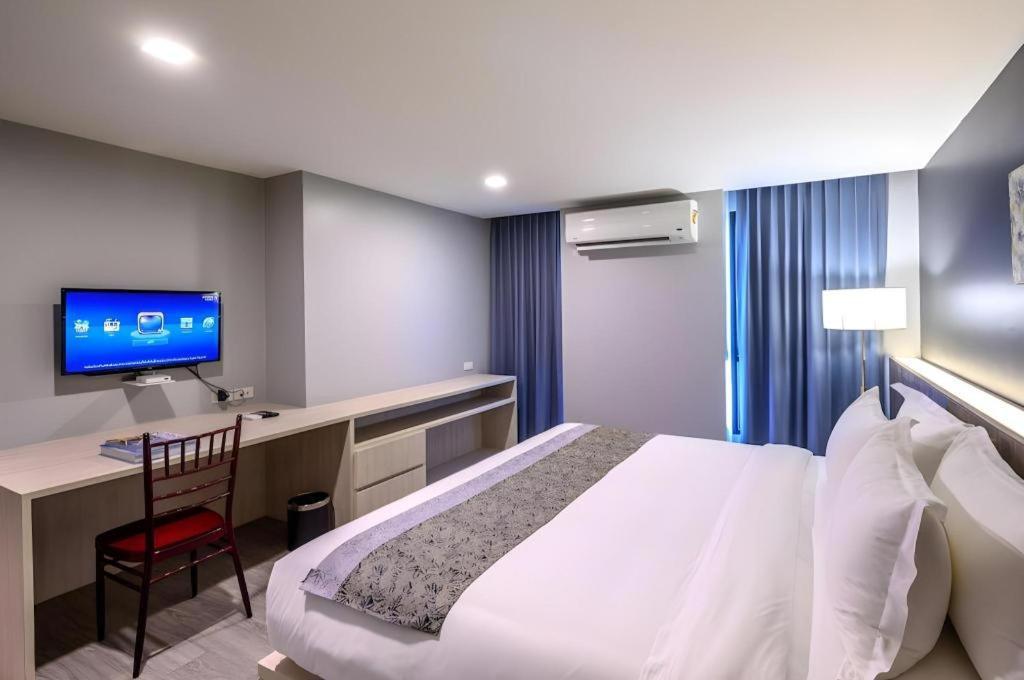 Iwish Hotel Bangkok Exterior foto