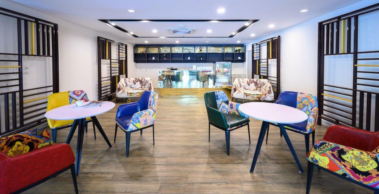 Iwish Hotel Bangkok Exterior foto